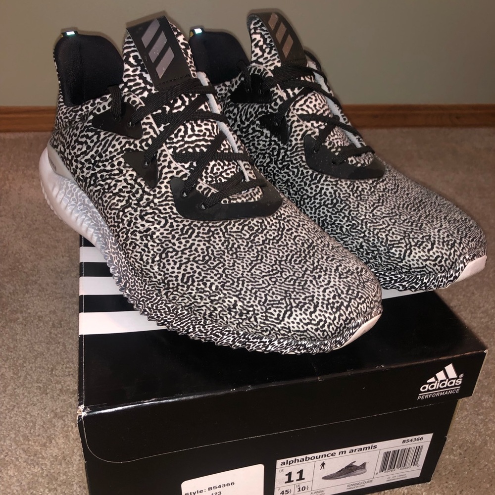 Men’s Addidas Alphabounce M Airamis running shoe